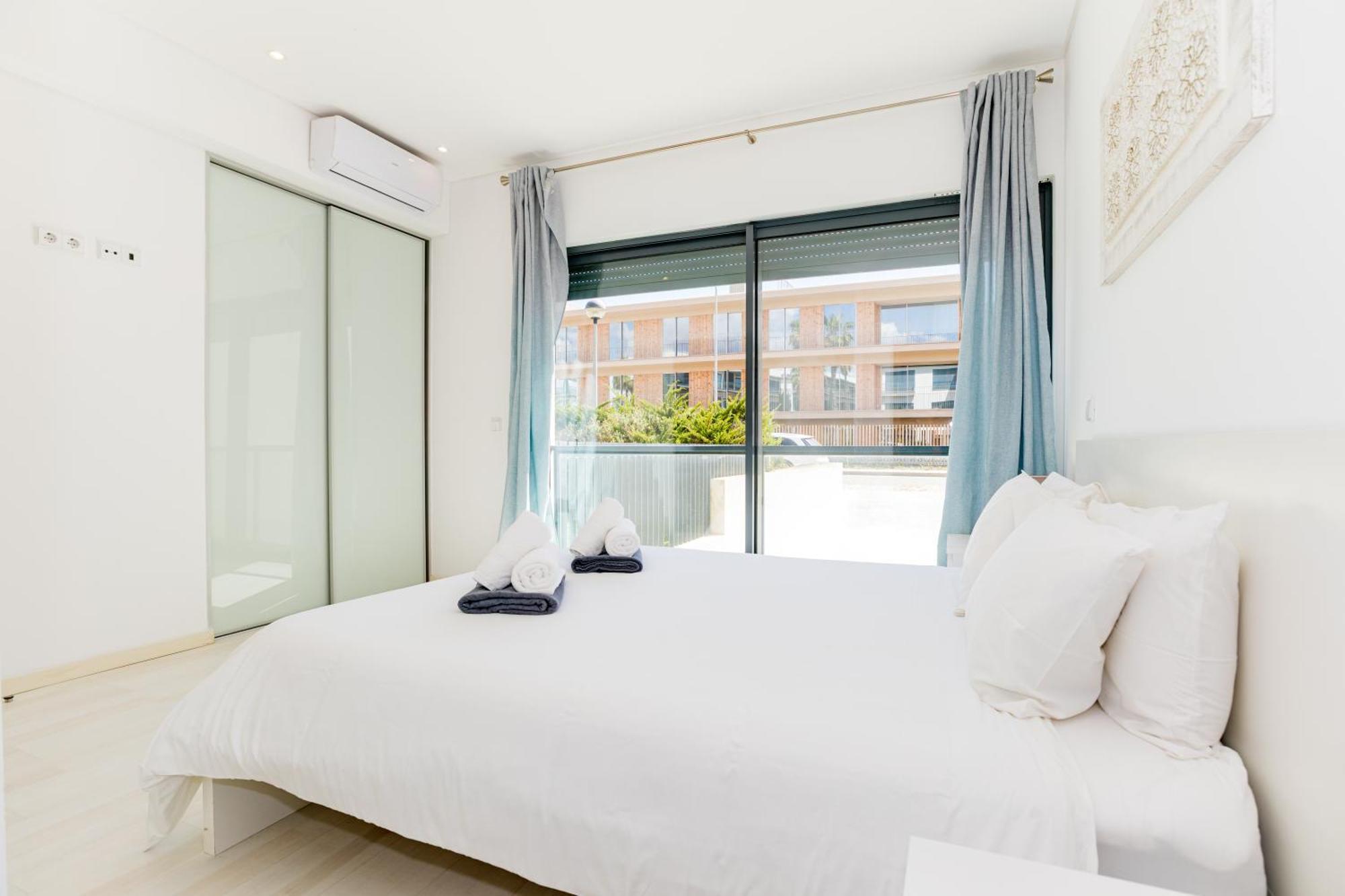 Cavalo Preto Luxury Beach Apartment By Golden Zenith Quarteira Eksteriør billede